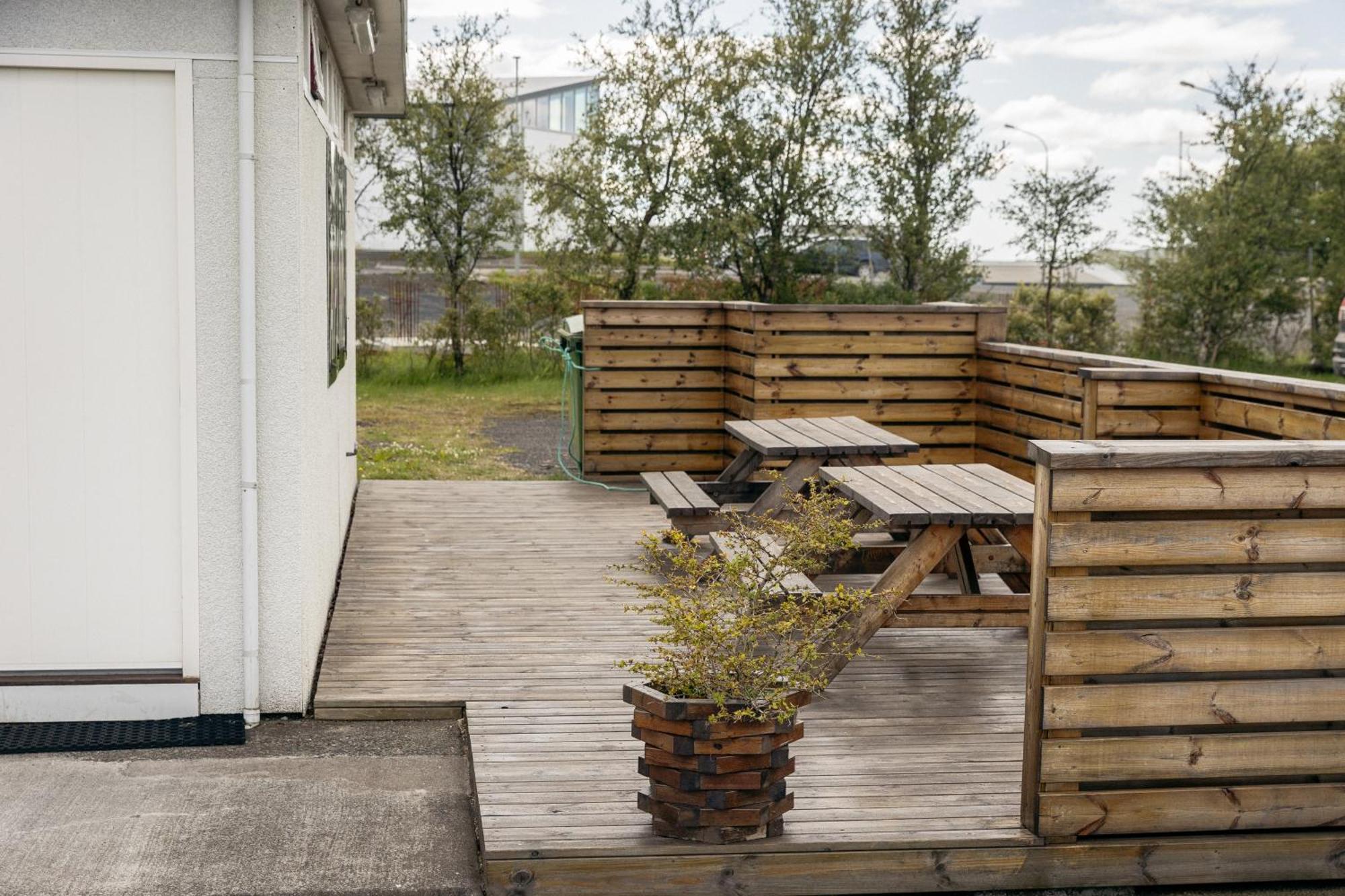 South Central Apartments Brautarholt Bagian luar foto