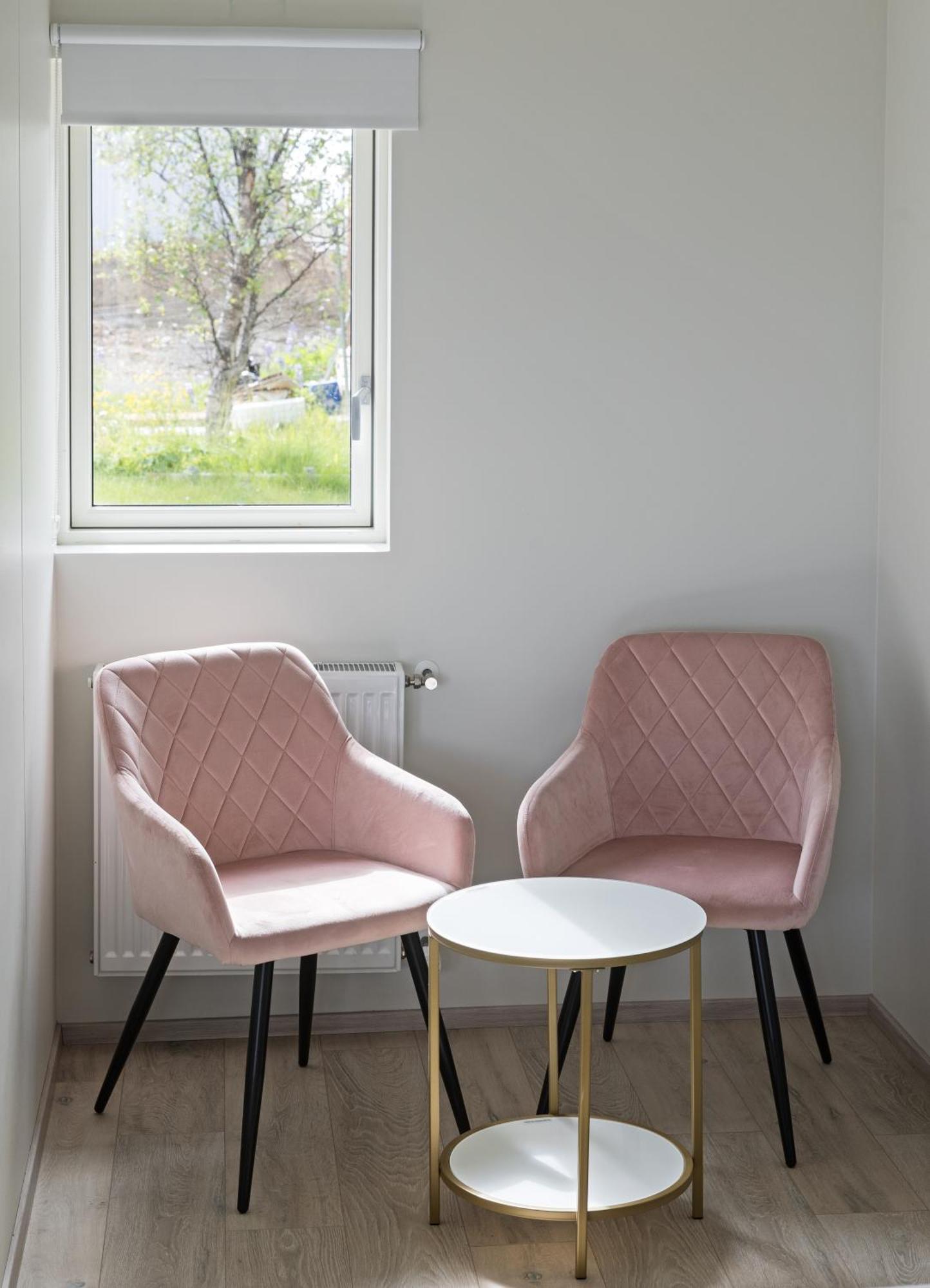 South Central Apartments Brautarholt Bagian luar foto