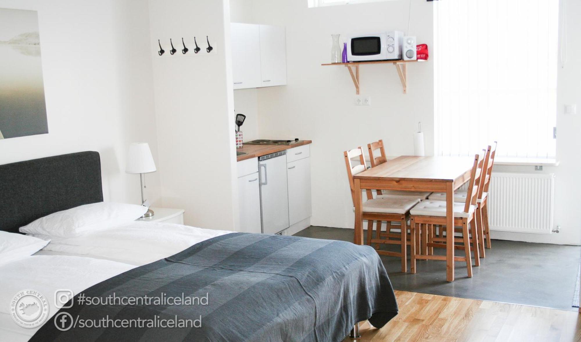 South Central Apartments Brautarholt Bagian luar foto